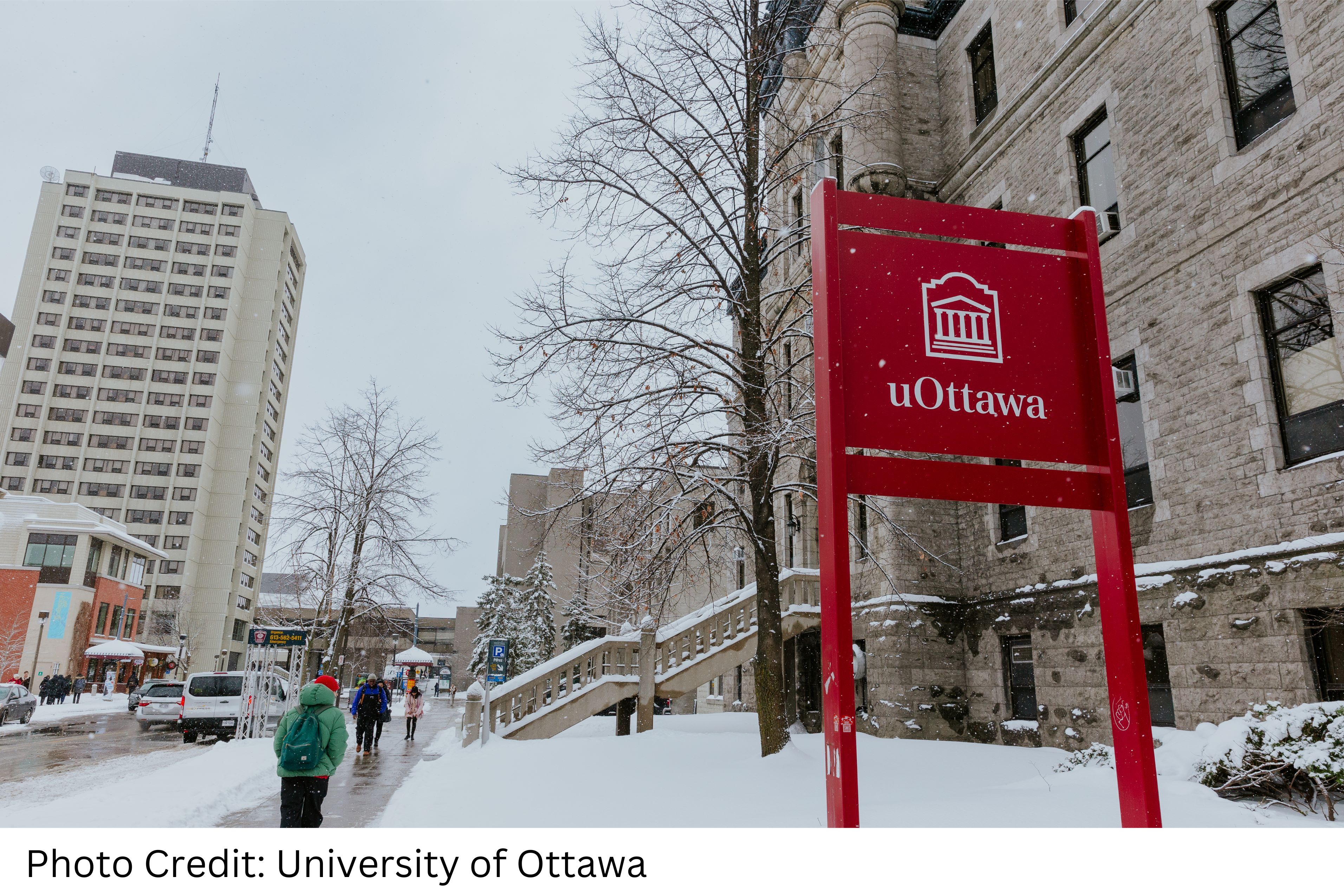 uOttawa Sign with Photo Credit